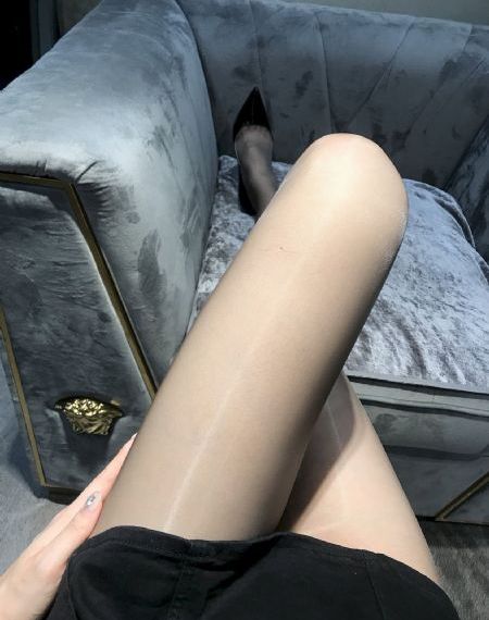 女大学生的沙龙室5_国产剧免费观看最新