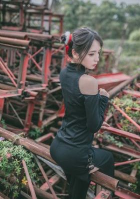 亚洲 欧美 偷自乱 图片_BD韩语在线播放