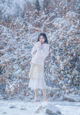 年轻的妻子在线_HD全集免费观看